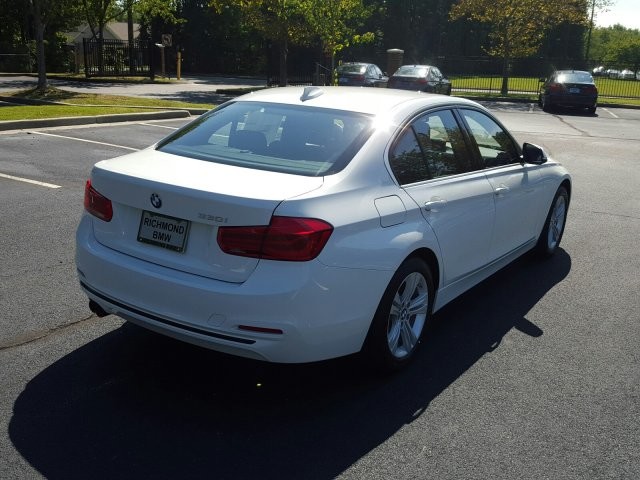 2018 BMW 3 Series 330i