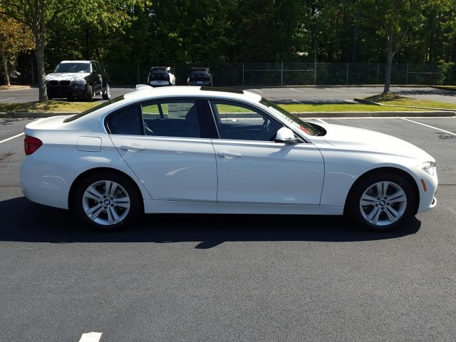 2018 BMW 3 Series 330i