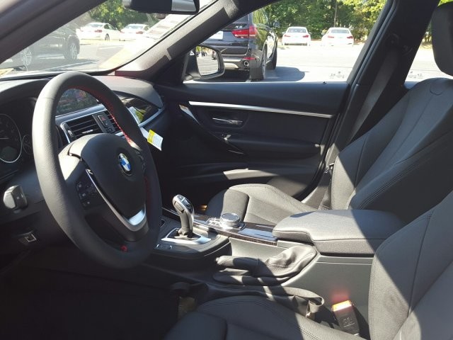 2018 BMW 3 Series 330i