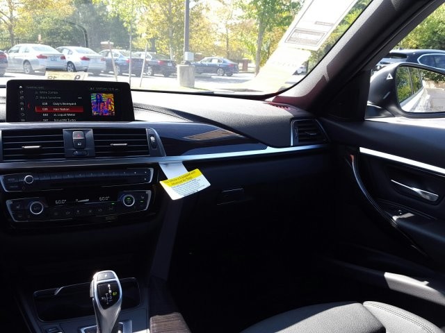 2018 BMW 3 Series 330i