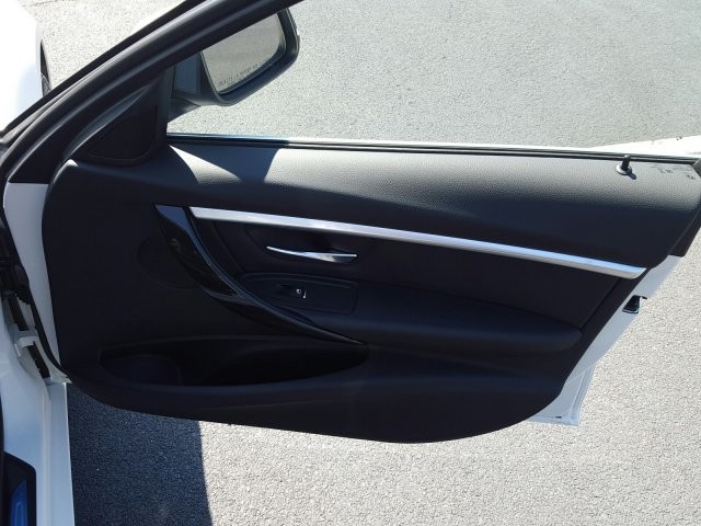 2018 BMW 3 Series 330i