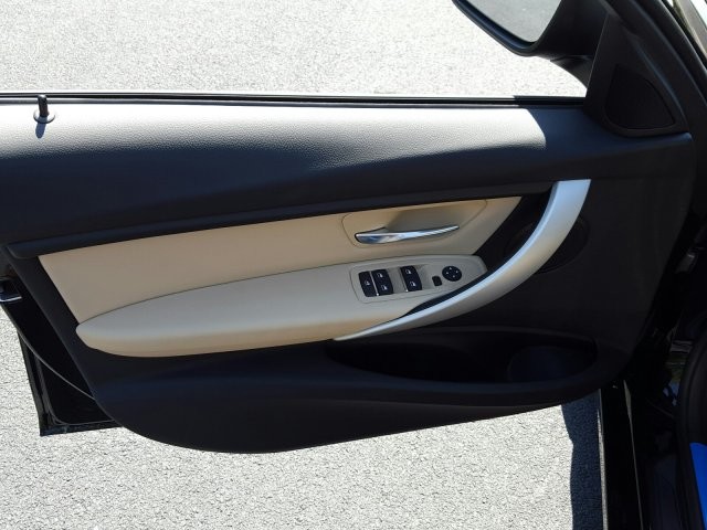 2018 BMW 3 Series 320i xDrive
