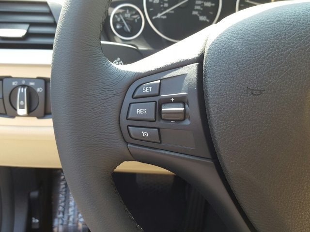 2018 BMW 3 Series 320i xDrive