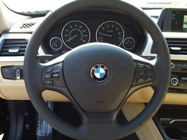 2018 BMW 3 Series 320i xDrive