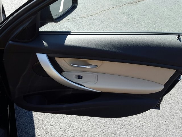 2018 BMW 3 Series 320i xDrive