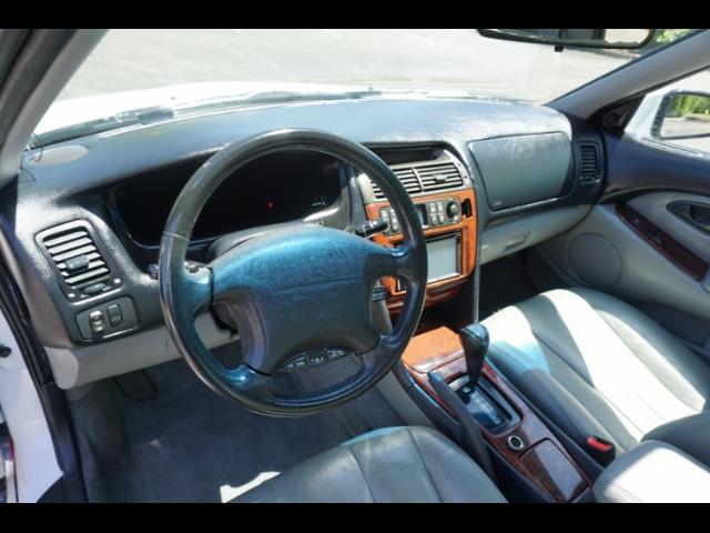 2002 Mitsubishi Diamante LS