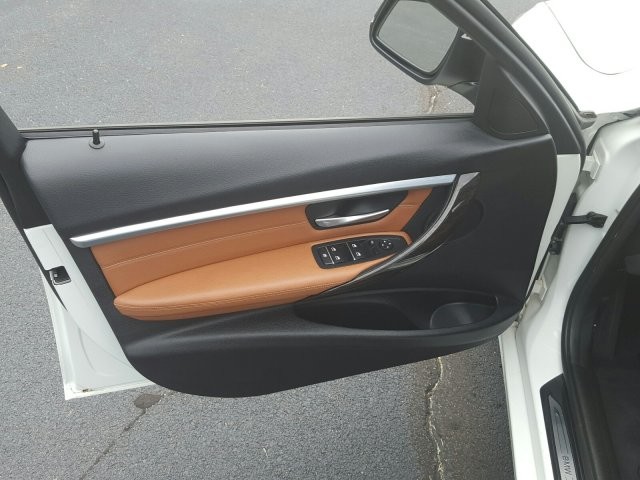 2016 BMW 3 Series 328i