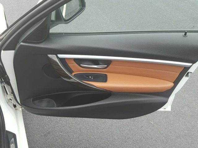 2016 BMW 3 Series 328i