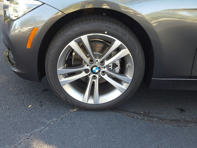 2018 BMW 3 Series 330i