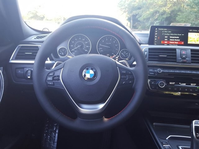 2018 BMW 3 Series 330i