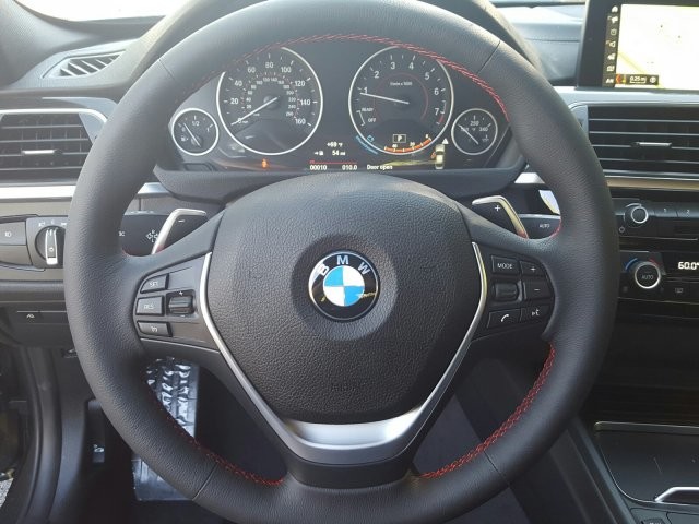2018 BMW 3 Series 330i