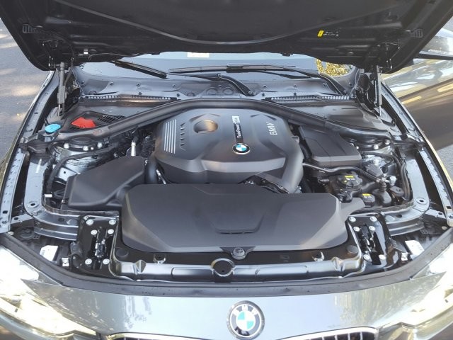 2018 BMW 3 Series 330i