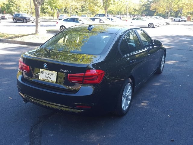 2018 BMW 3 Series 320i