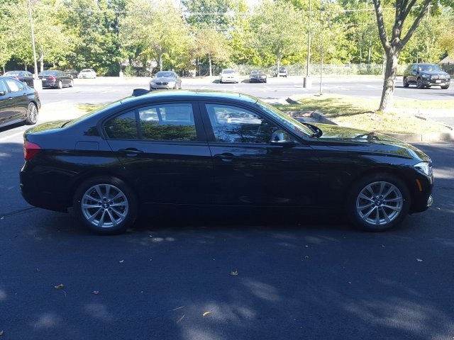 2018 BMW 3 Series 320i