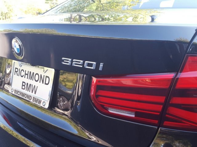 2018 BMW 3 Series 320i