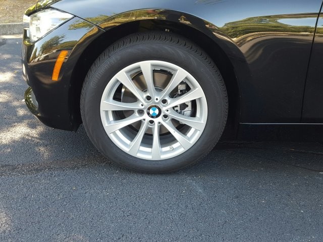 2018 BMW 3 Series 320i