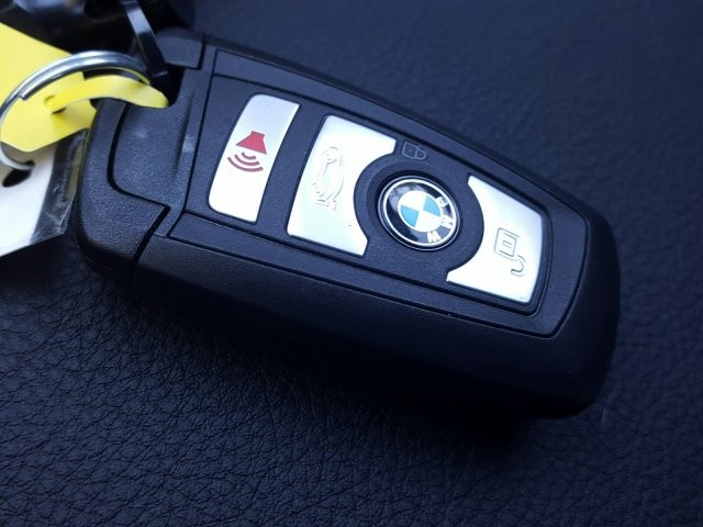 2018 BMW 3 Series 320i