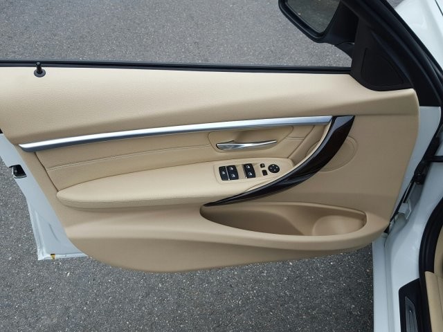 2016 BMW 3 Series 328i