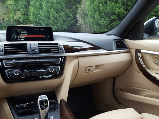 2016 BMW 3 Series 328i
