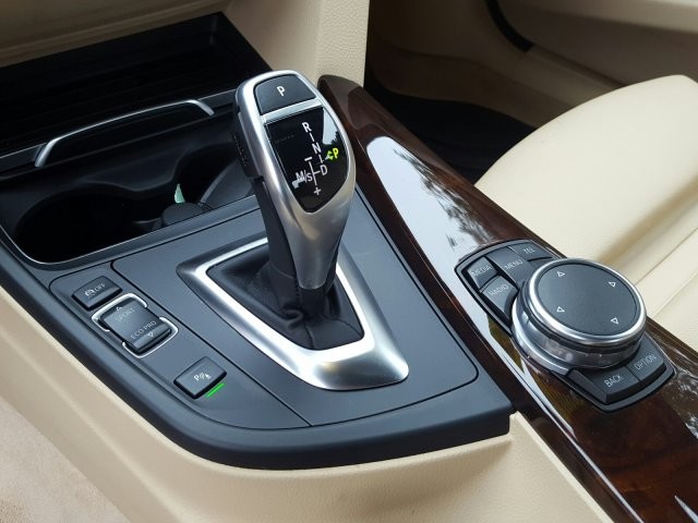 2016 BMW 3 Series 328i