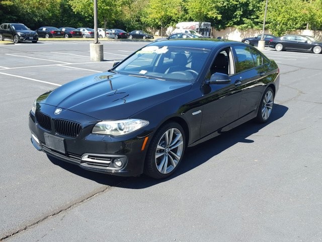 2016 BMW 5 Series 528i