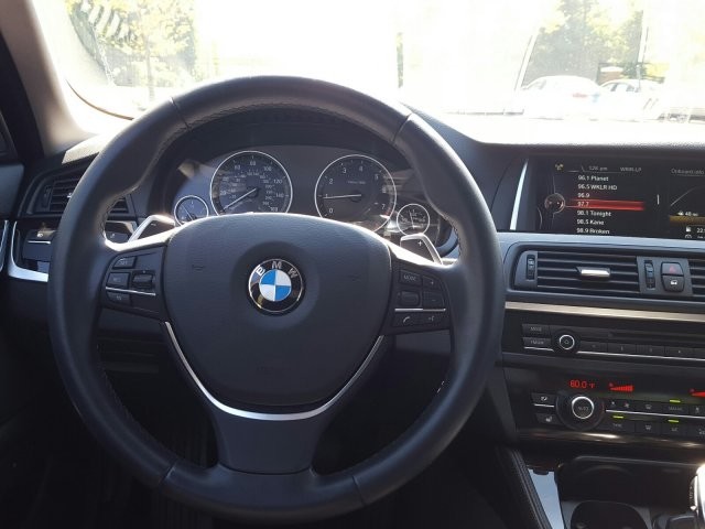 2016 BMW 5 Series 528i