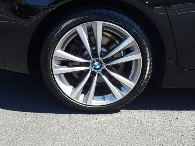 2016 BMW 5 Series 528i