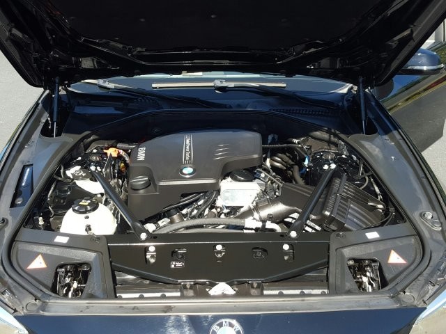 2016 BMW 5 Series 528i