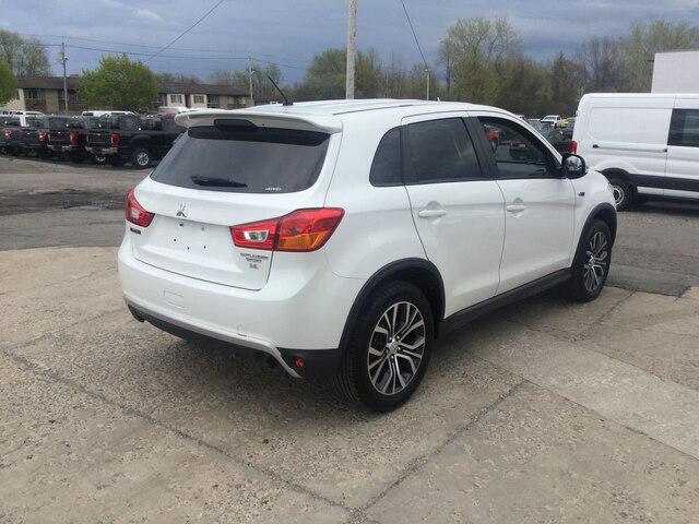 2016 Mitsubishi Outlander Sport 2.4 ES