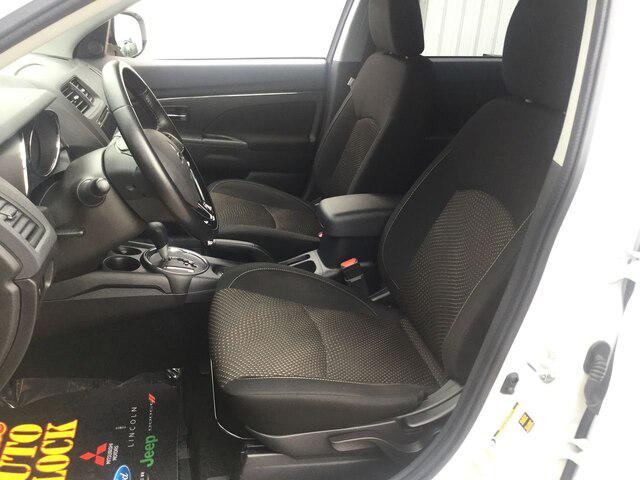 2016 Mitsubishi Outlander Sport 2.4 ES