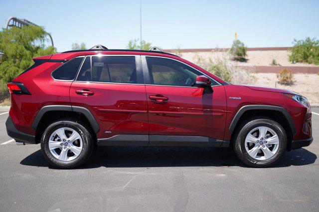 2020 Toyota RAV4 Hybrid XLE