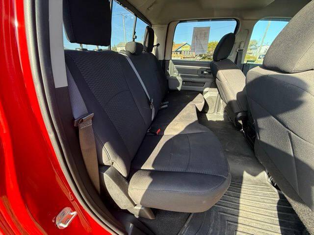 2019 Ram 1500 Classic Warlock Crew Cab 4x4 5'7" Box