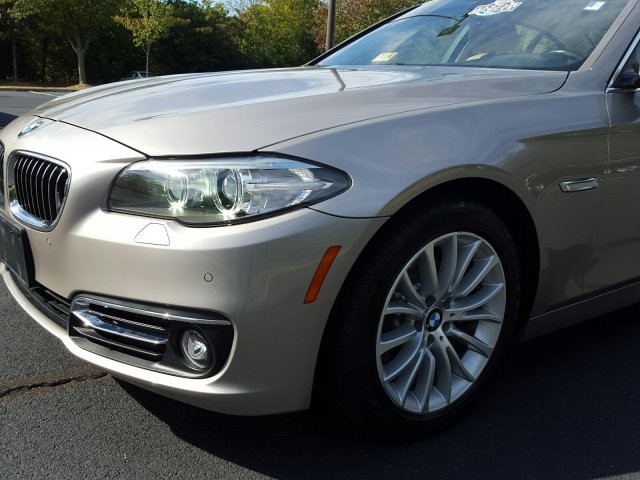 2015 BMW 5 Series 528i