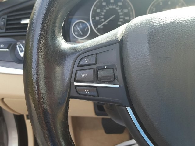 2015 BMW 5 Series 528i