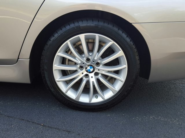 2015 BMW 5 Series 528i