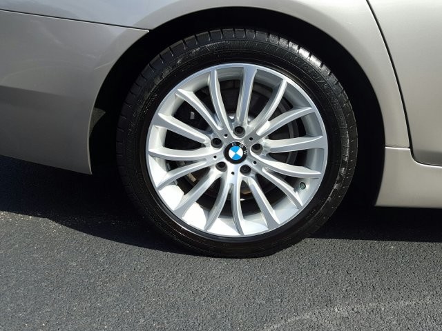 2015 BMW 5 Series 528i