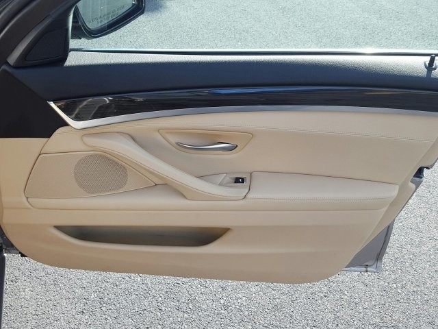 2015 BMW 5 Series 528i