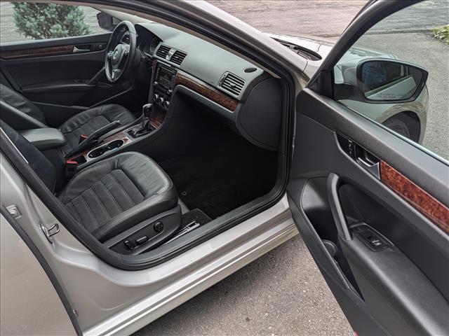 2013 Volkswagen Passat 2.0L TDI SEL Premium