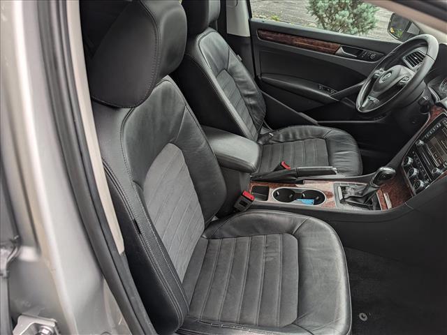 2013 Volkswagen Passat 2.0L TDI SEL Premium