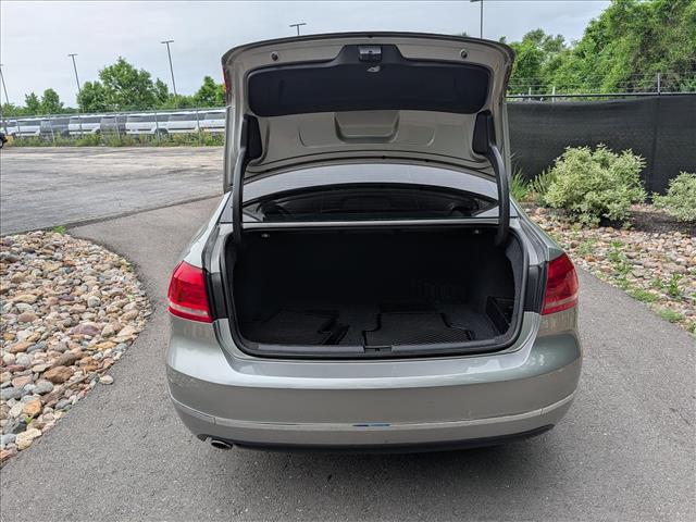 2013 Volkswagen Passat 2.0L TDI SEL Premium