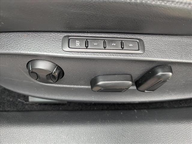 2013 Volkswagen Passat 2.0L TDI SEL Premium