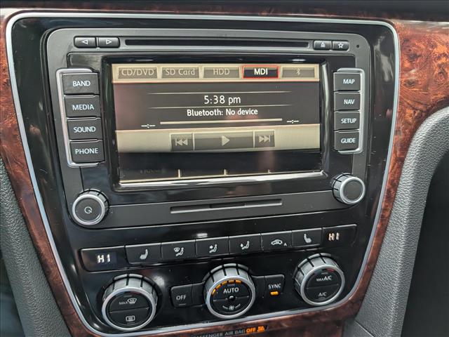 2013 Volkswagen Passat 2.0L TDI SEL Premium