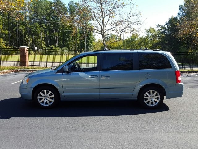 2008 Chrysler Town & Country Touring