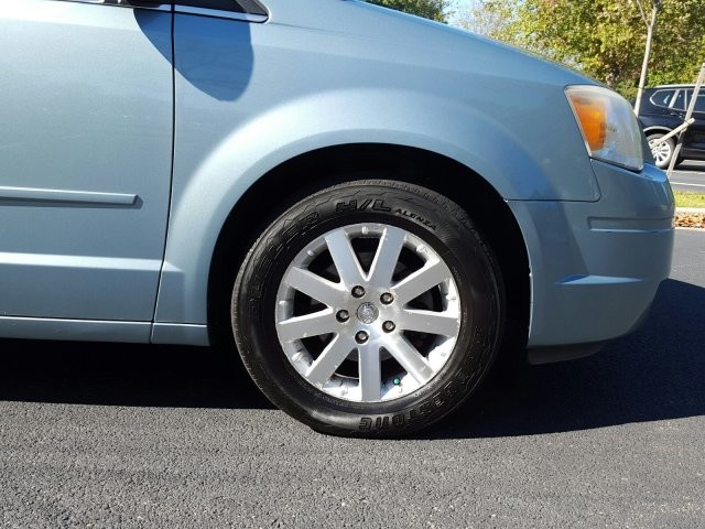 2008 Chrysler Town & Country Touring