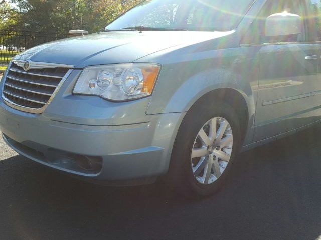 2008 Chrysler Town & Country Touring