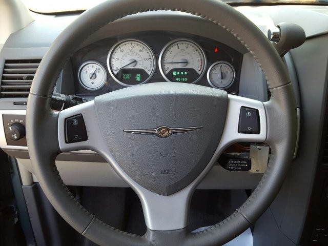 2008 Chrysler Town & Country Touring
