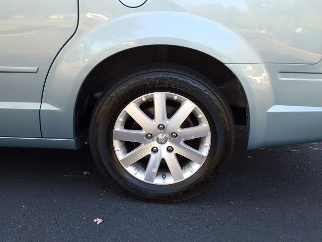 2008 Chrysler Town & Country Touring