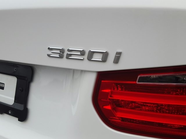 2014 BMW 3 Series 320i