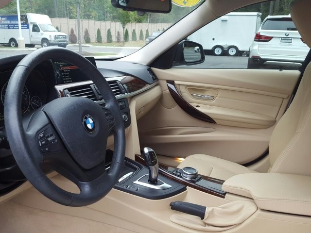 2014 BMW 3 Series 320i