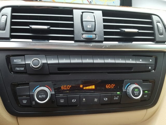 2014 BMW 3 Series 320i